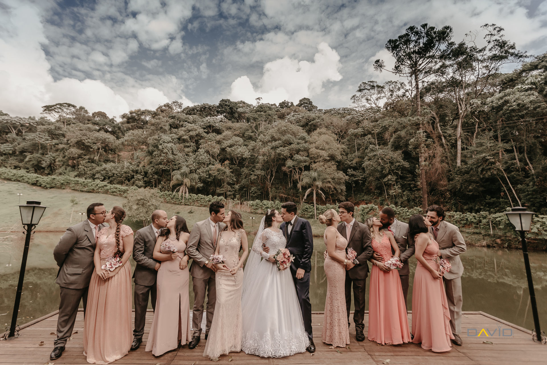 Foto Pri & Thiago | Wedding Day | Mansão do Lago Foto Pri & Thiago | Wedding Day | Mansão do Lago - Imagem 51