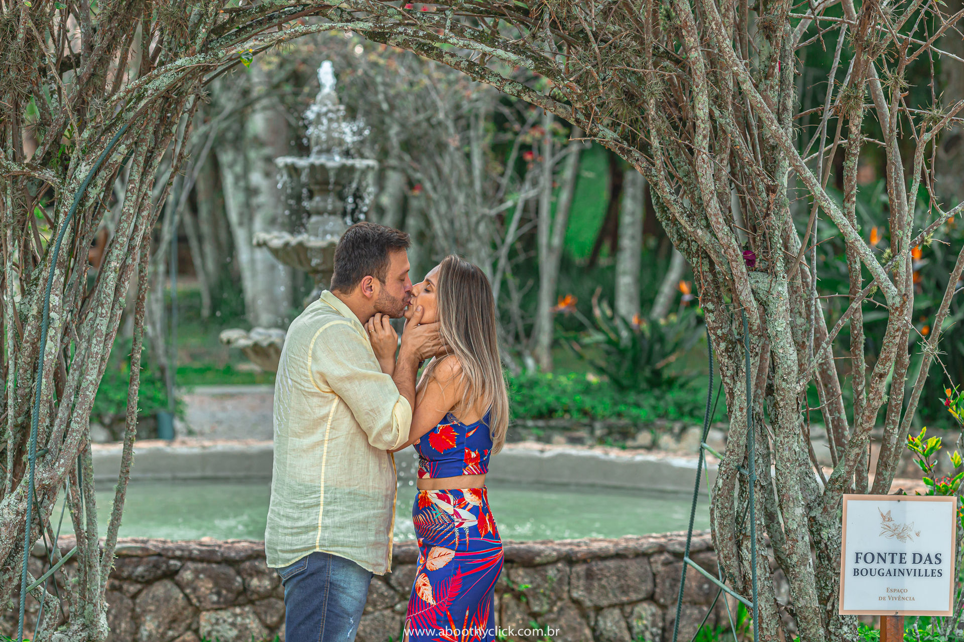 Foto Glaucia & Fabio | Ensaio Terras de Clara | Morumgaba Foto Glaucia & Fabio | Ensaio Terras de Clara | Morumgaba - Imagem 11