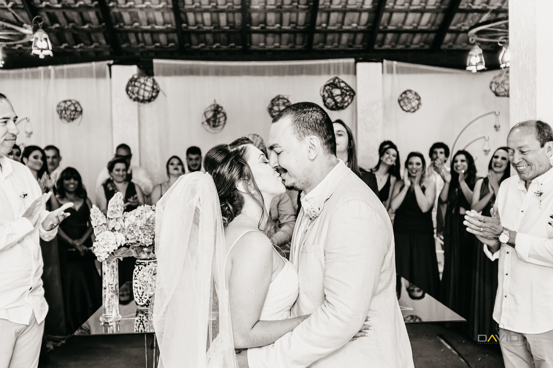 Foto NAYARA & RENATO | WEDDING DAY | AGORA SOMOS TRÊS | PRIMEIRA PARTE Foto NAYARA & RENATO | WEDDING DAY | AGORA SOMOS TRÊS | PRIMEIRA PARTE - Imagem 65