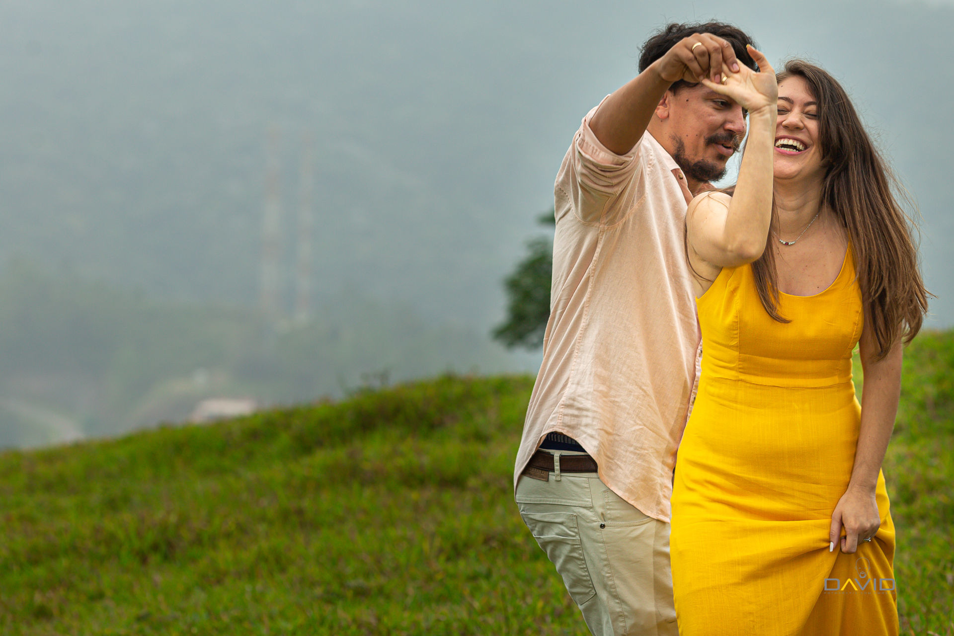 Foto NAYARA & RENATO | ENSAIO A 3 NO PICO - Imagem 8