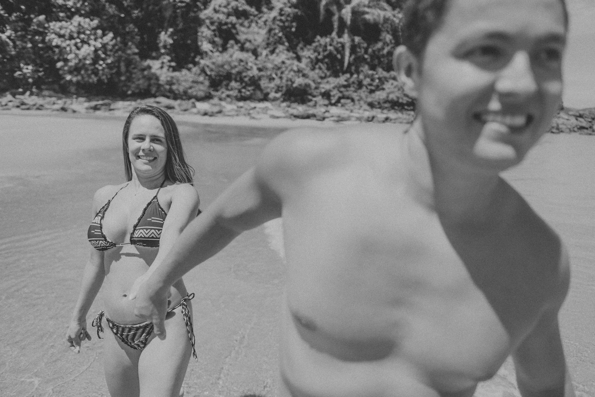 Foto Tom e Renata - Ensaio Pré-Wedding na Praia - Imagem 11