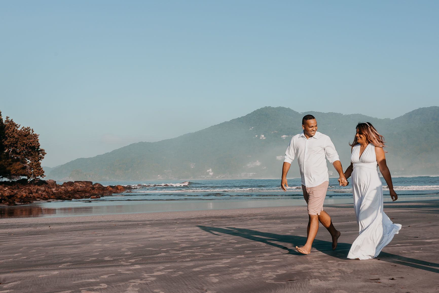 Foto Eugenia & Bruno | Ensaio Praia de São Pedro | Guarulhos - Imagem 8