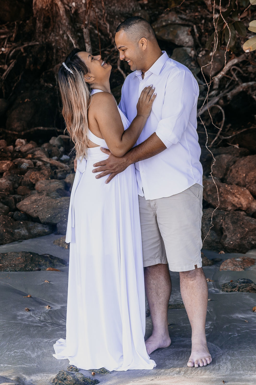 Foto Eugenia & Bruno | Ensaio Praia de São Pedro | Guarulhos - Imagem 14