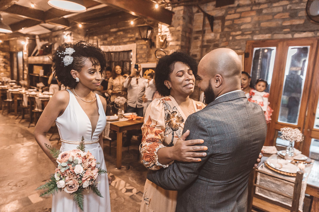 Foto GI + RAFA | WEDDING DAY | ESPAÇO VELHÃO - Imagem 49