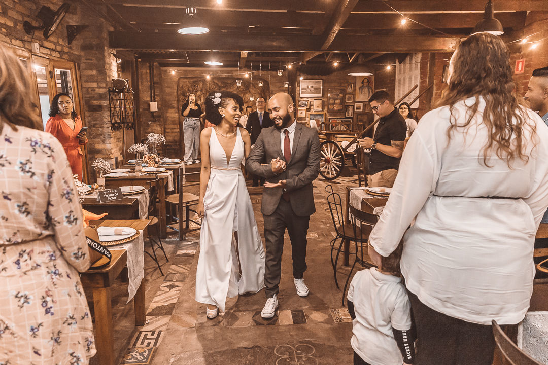 Foto GI + RAFA | WEDDING DAY | ESPAÇO VELHÃO - Imagem 54