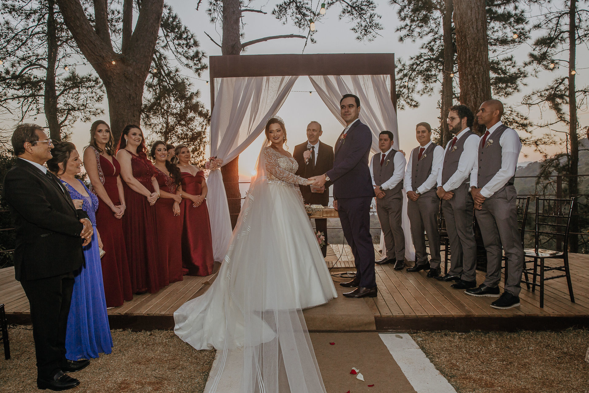 Foto LUANNA & VITOR | DIA DO CASAMENTO | VILLA VEZZANE Foto LUANNA & VITOR | DIA DO CASAMENTO | VILLA VEZZANE - Imagem 25