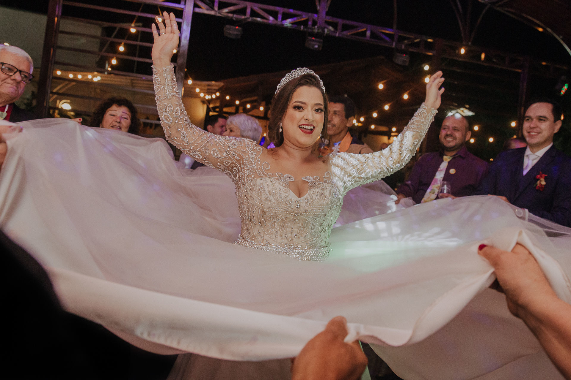 Foto LUANNA & VITOR | DIA DO CASAMENTO | VILLA VEZZANE Foto LUANNA & VITOR | DIA DO CASAMENTO | VILLA VEZZANE - Imagem 35