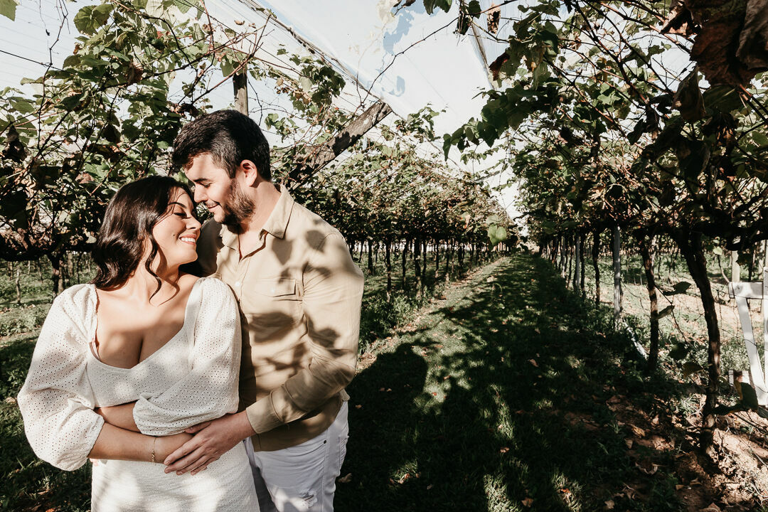 Foto THAMMYS & BRUNO | UM HISTÓRIA REGADA A VINHO Foto THAMMYS & BRUNO | UM HISTÓRIA REGADA A VINHO - Imagem 7