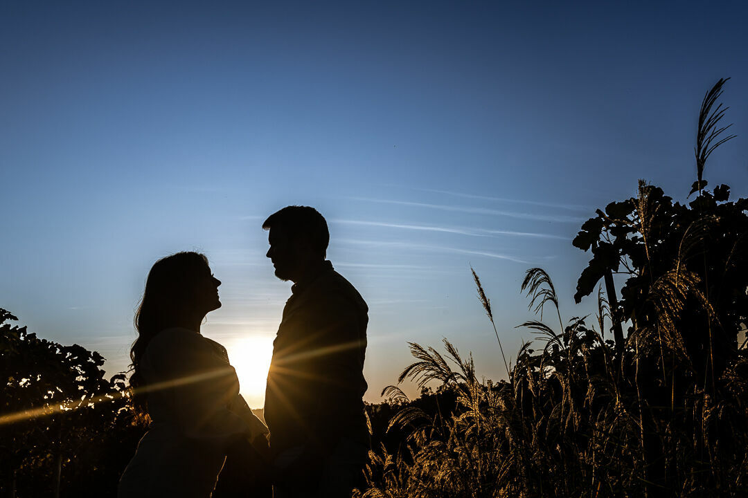 Foto THAMMYS & BRUNO | UM HISTÓRIA REGADA A VINHO Foto THAMMYS & BRUNO | UM HISTÓRIA REGADA A VINHO - Imagem 1