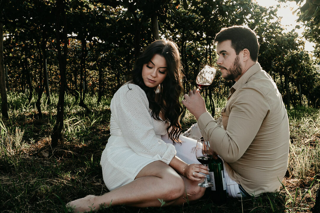 Foto THAMMYS & BRUNO | UM HISTÓRIA REGADA A VINHO Foto THAMMYS & BRUNO | UM HISTÓRIA REGADA A VINHO - Imagem 18