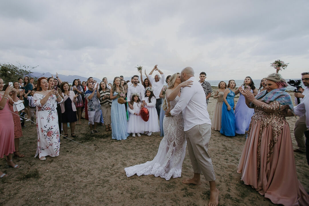 Foto FERNANDA & BRUNO | CASAMENTO NA PRAIA - Imagem 20