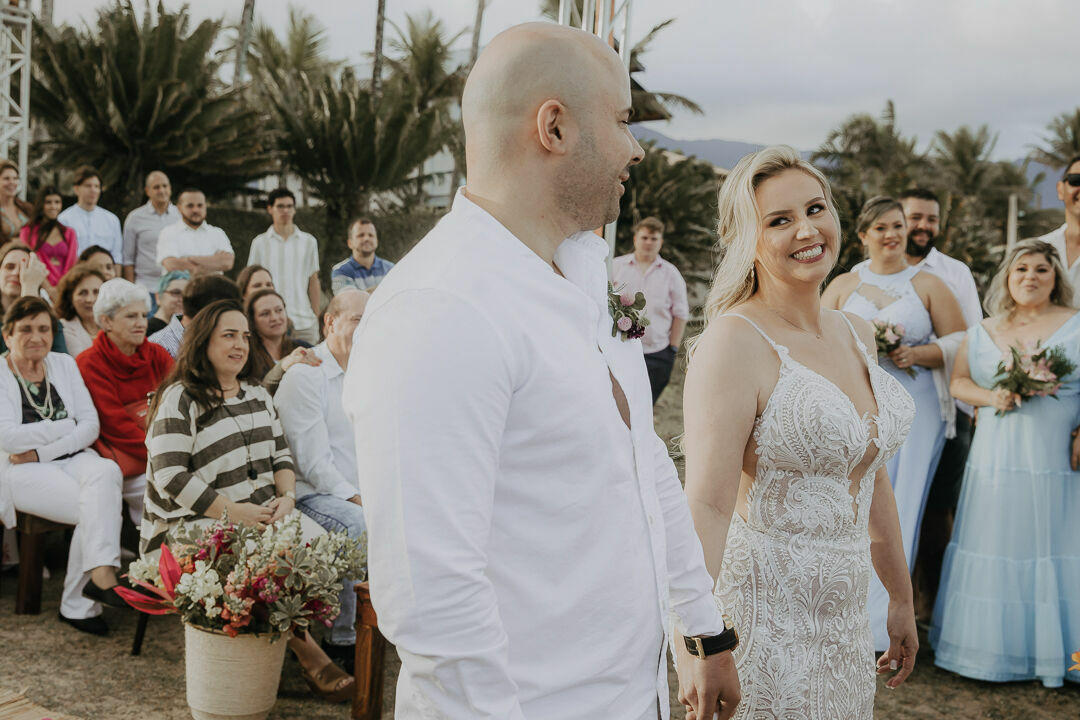 Foto FERNANDA & BRUNO | CASAMENTO NA PRAIA - Imagem 30