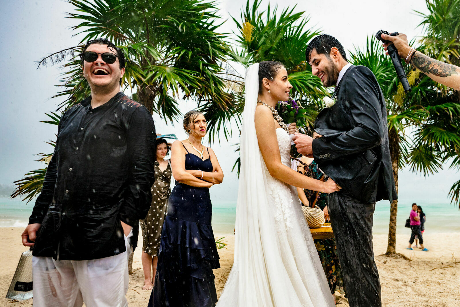 Foto MELISSA & MARCOS | DIA DE CASAMENTO NA CHUVA Foto MELISSA & MARCOS | DIA DE CASAMENTO NA CHUVA - Imagem 29