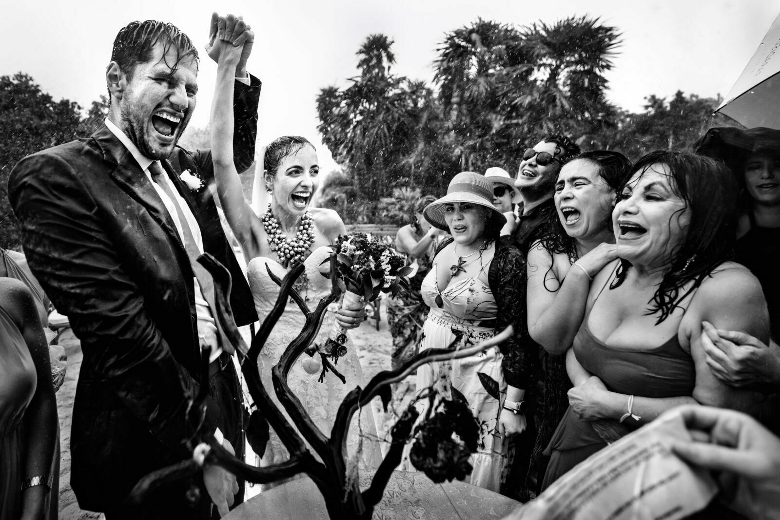 Foto MELISSA & MARCOS | DIA DE CASAMENTO NA CHUVA Foto MELISSA & MARCOS | DIA DE CASAMENTO NA CHUVA - Imagem 33