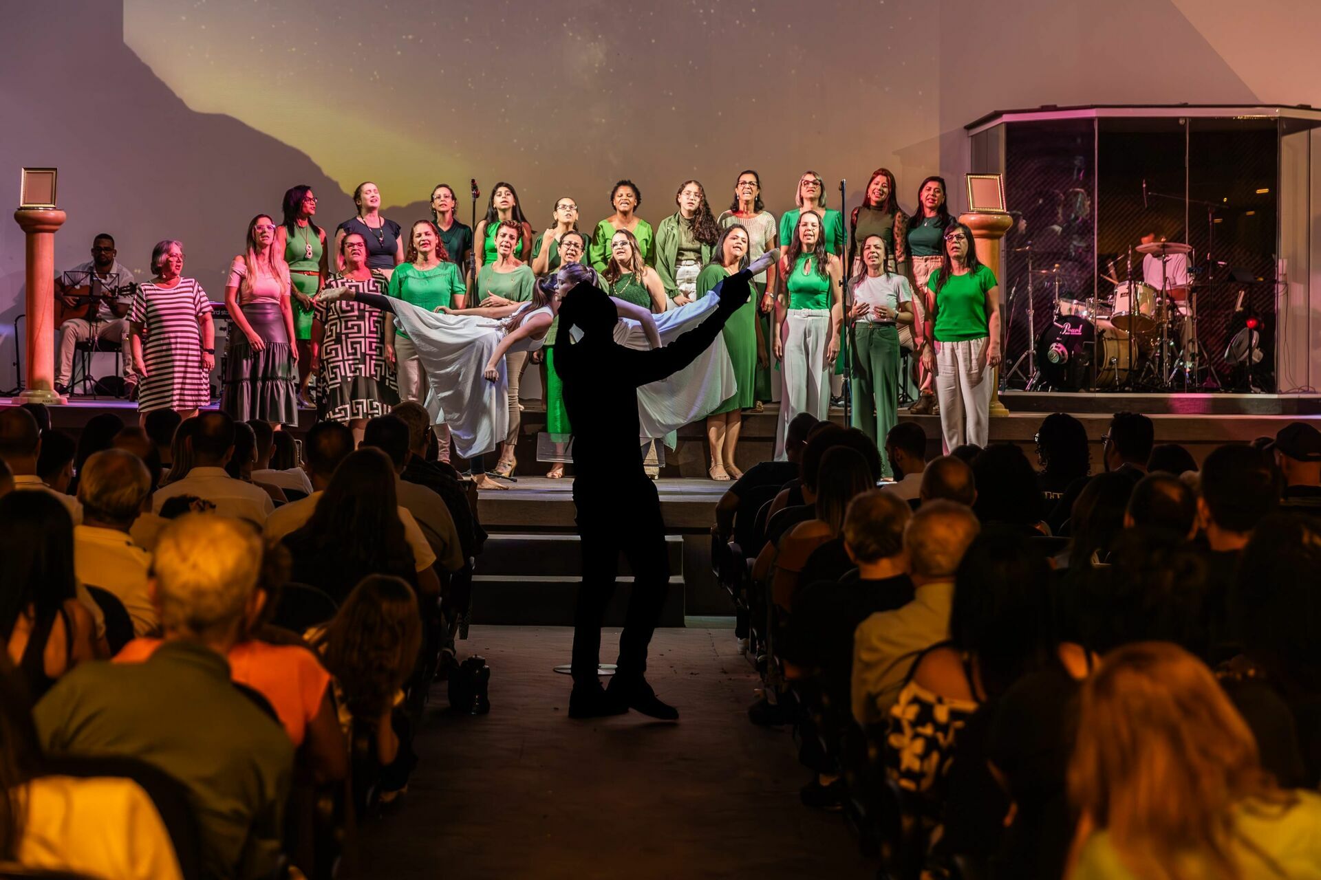 Foto IGREJA PIBG - CANTATA DA PASCOA 2024 - Imagem 6