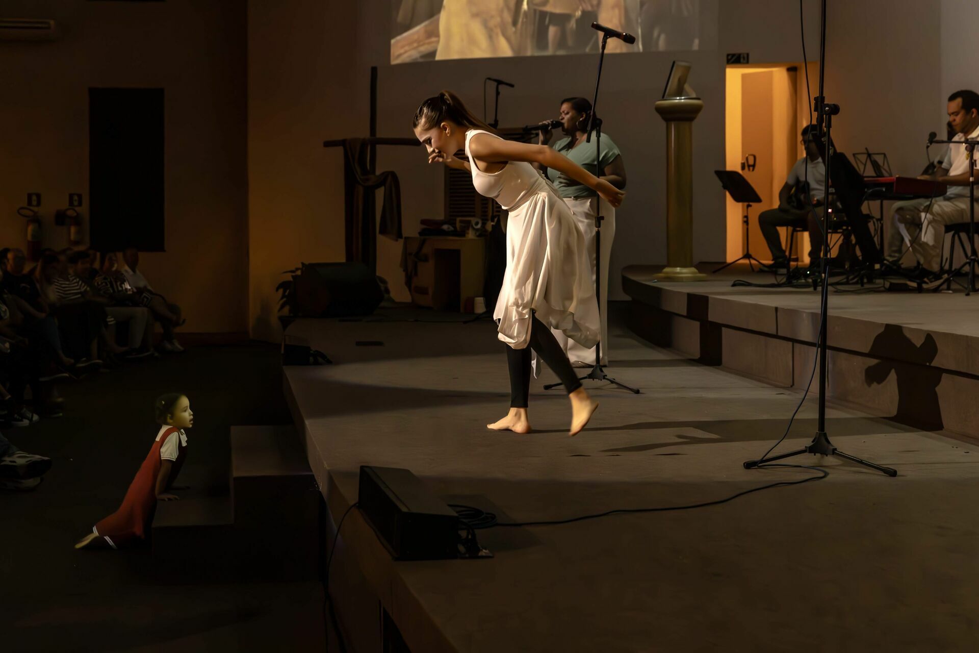 Foto IGREJA PIBG - CANTATA DA PASCOA 2024 - Imagem 30