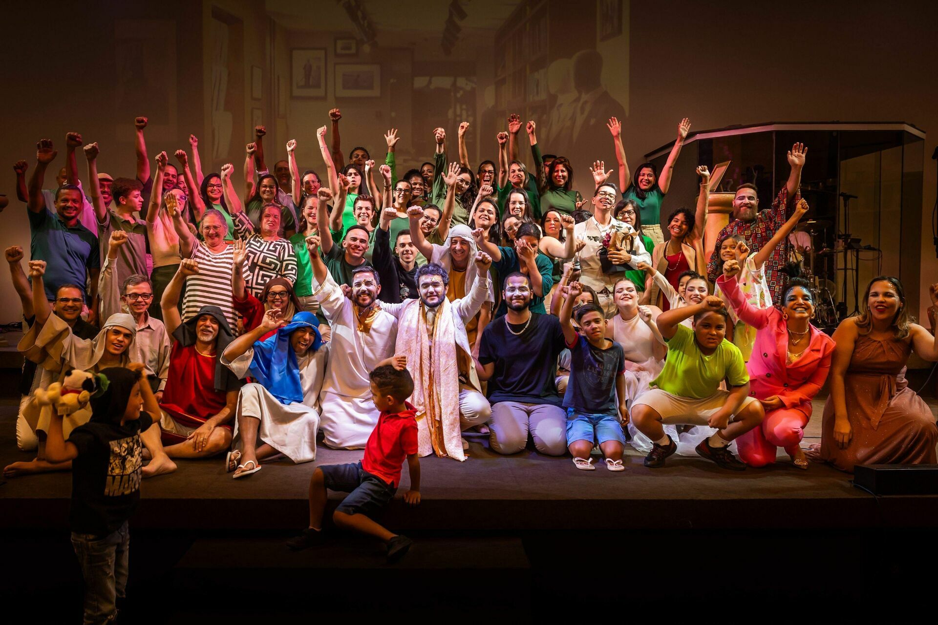 Foto IGREJA PIBG - CANTATA DA PASCOA 2024 - Imagem 35