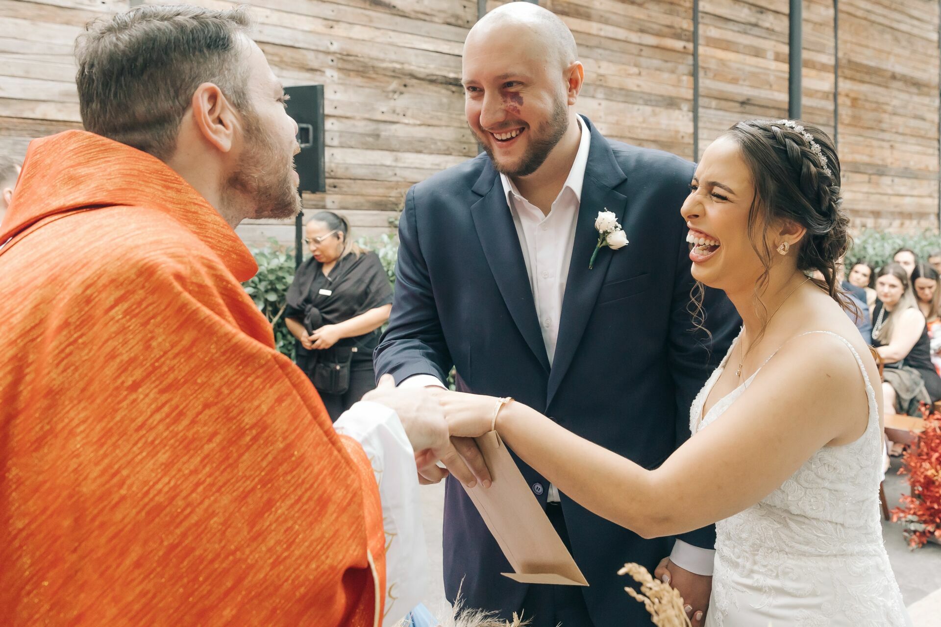 Foto MARI & HEITOR | WEDDING DAY S29 | ESPAÇO SITIO SAO JORGE Foto MARI & HEITOR | WEDDING DAY S29 | ESPAÇO SITIO SAO JORGE - Imagem 12