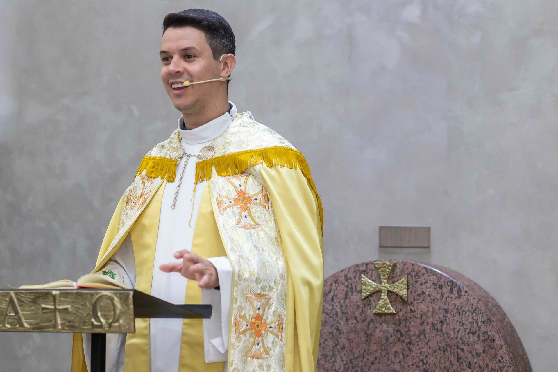 Foto RAPHAELLA & ALISON | DIA DO CASAMENTO | PARÓQUIA SANTO ANTONIO DE PÁDUA GRU - Imagem 26