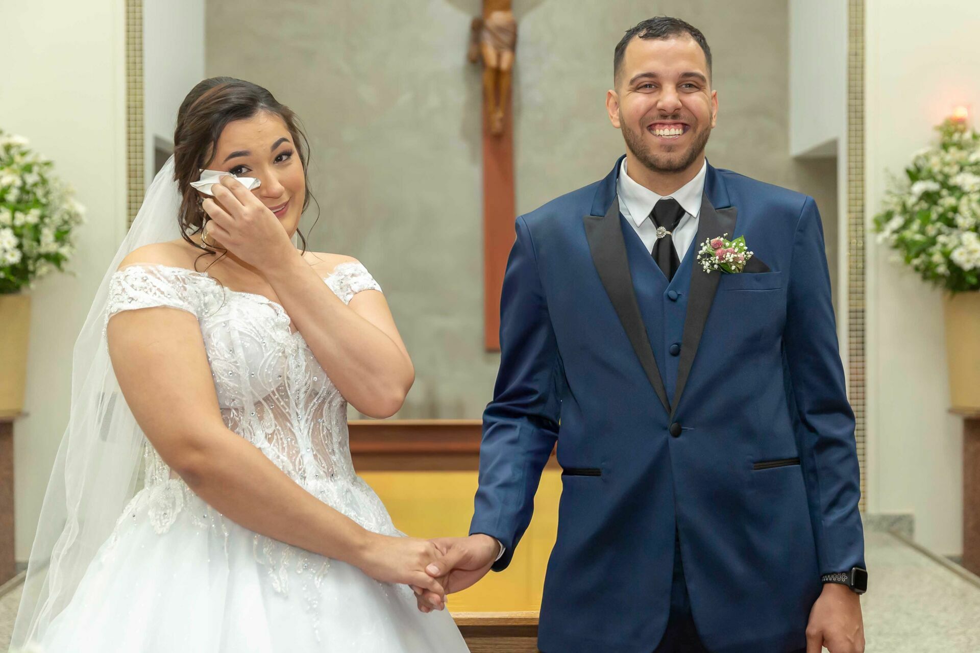 Foto RAPHAELLA & ALISON | DIA DO CASAMENTO | PARÓQUIA SANTO ANTONIO DE PÁDUA GRU - Imagem 28
