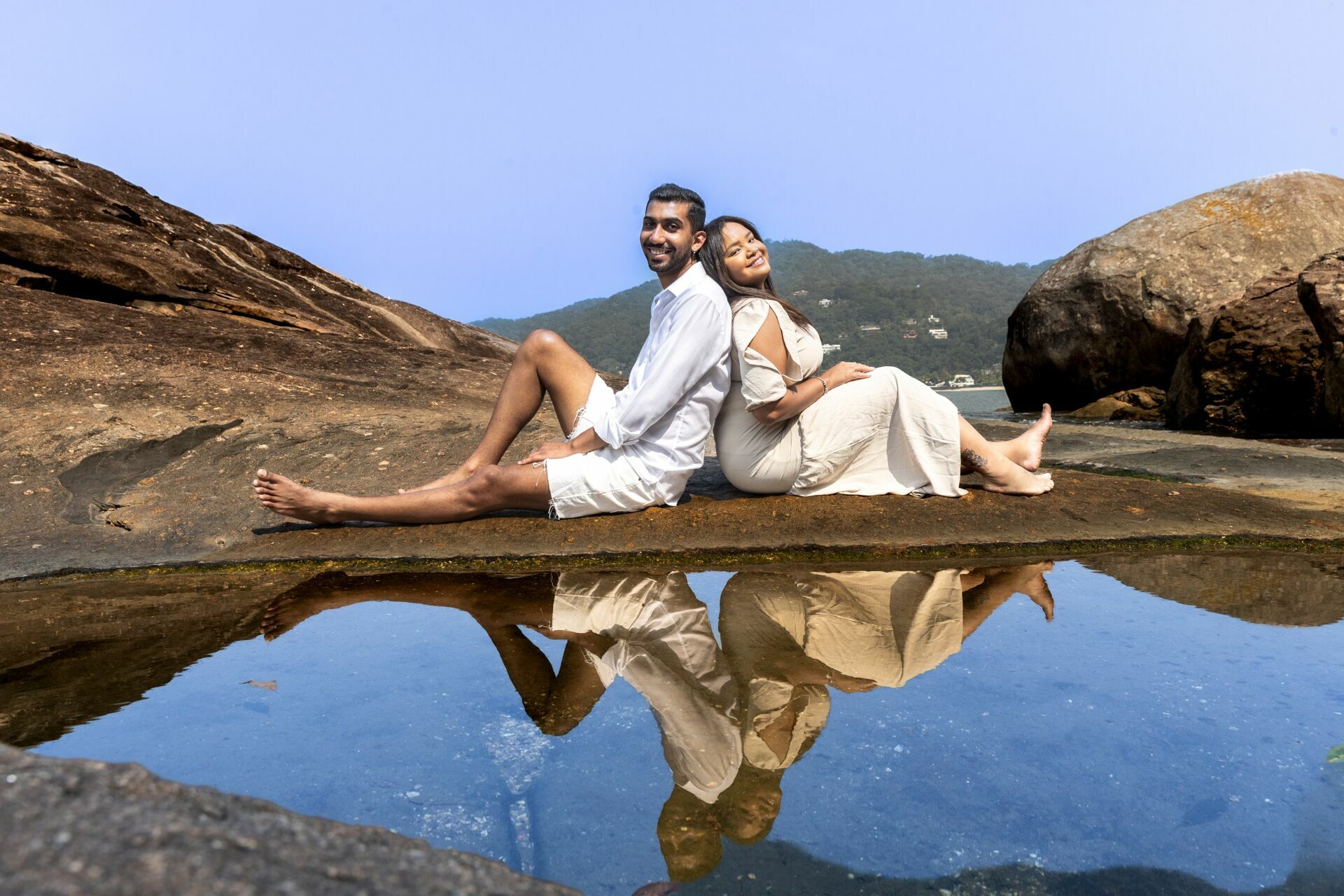 Foto THAINA & OTÁVIO | ENSAIO NA PRAIA - Imagem 1