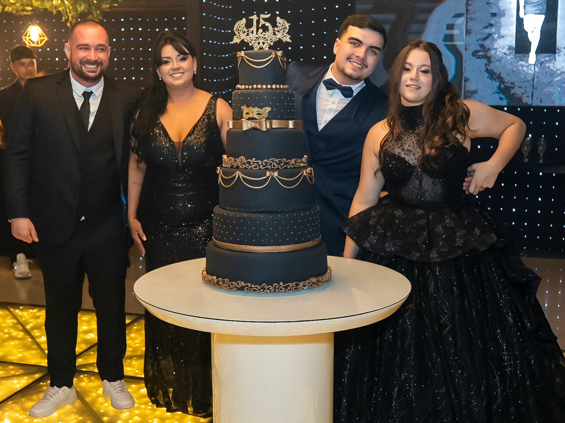 Foto BELLA ANIVERSÁRIO DE 15 ANOS | BUFFET VENTURI - Imagem 39